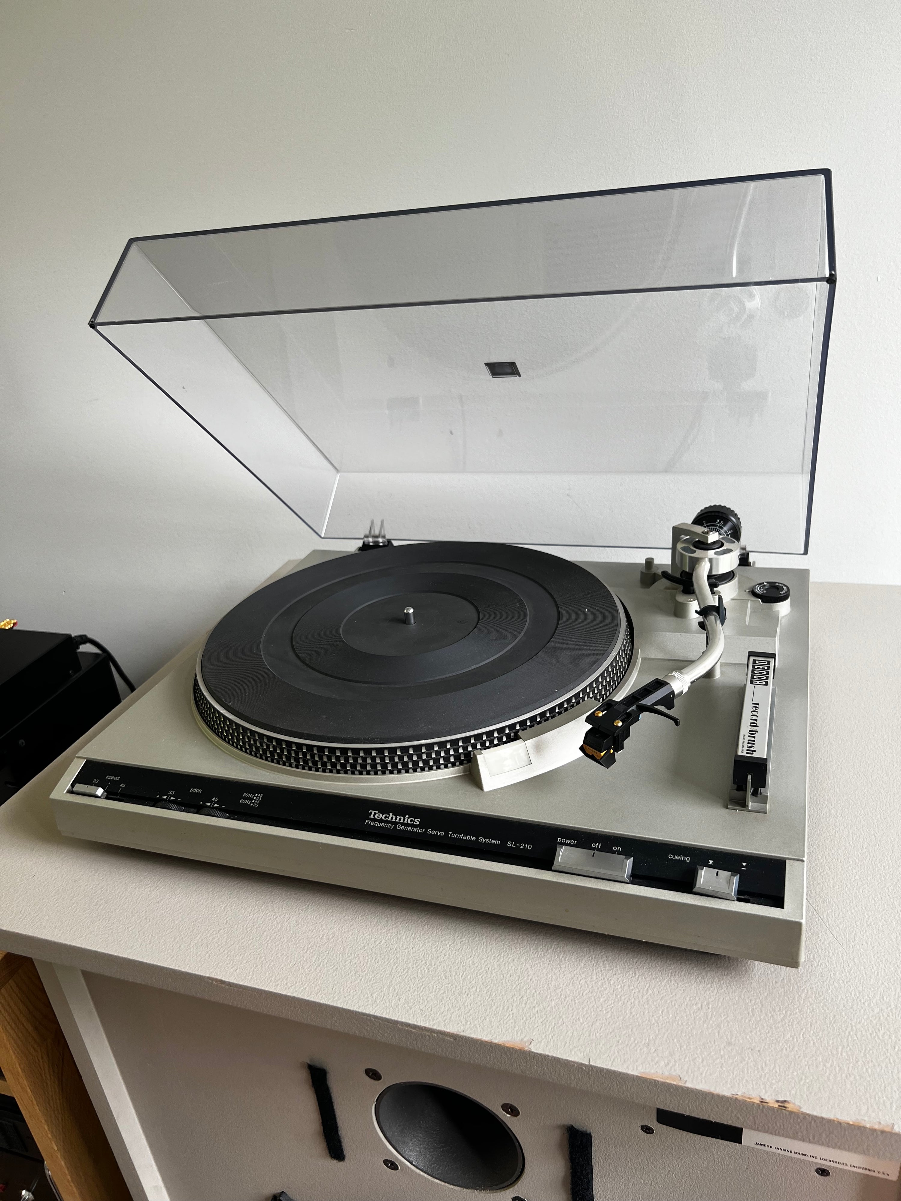 Techinics SL-210 _Table tournante à courroie