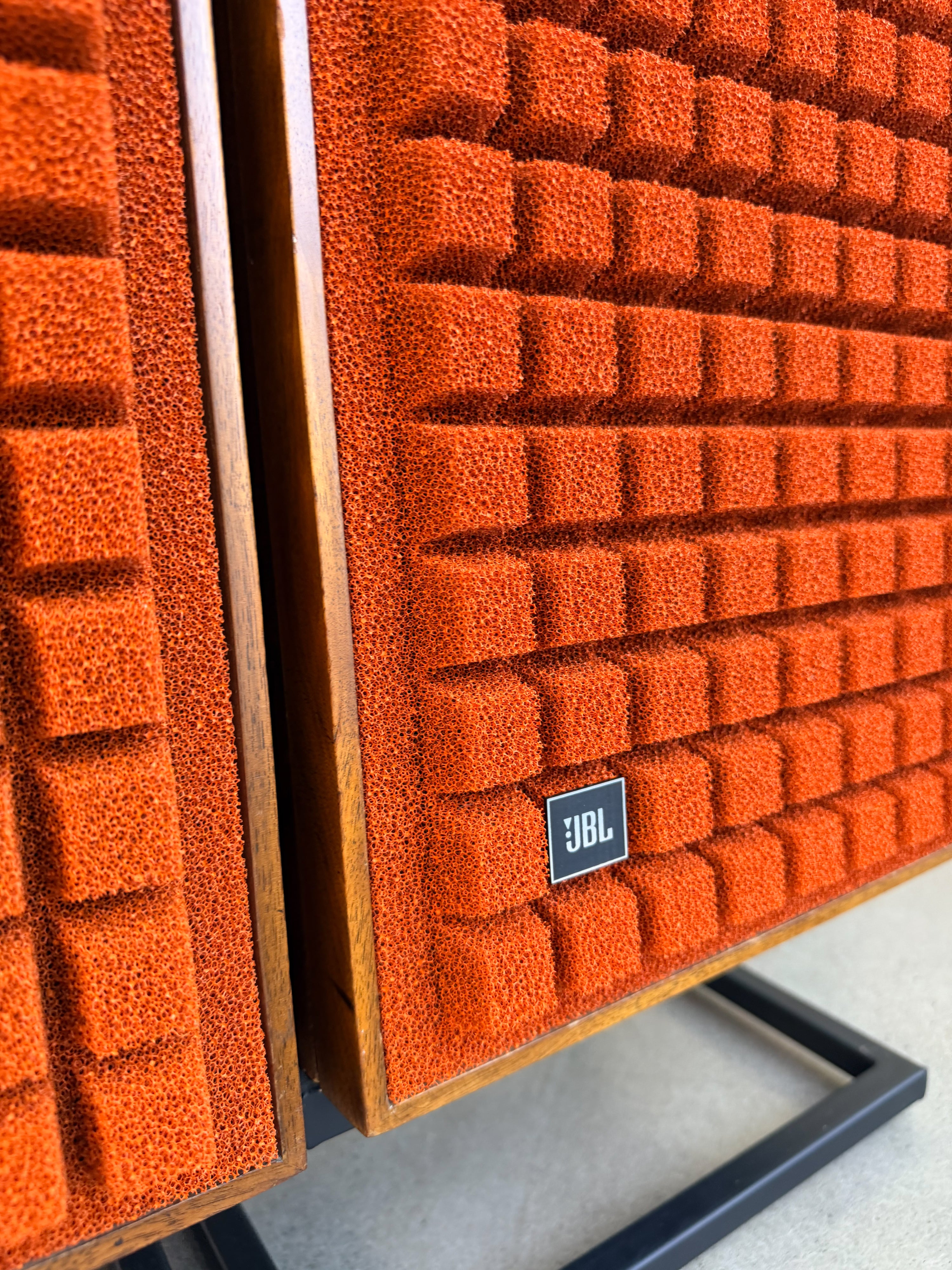 JBL L88+ _Floorstanding speakers