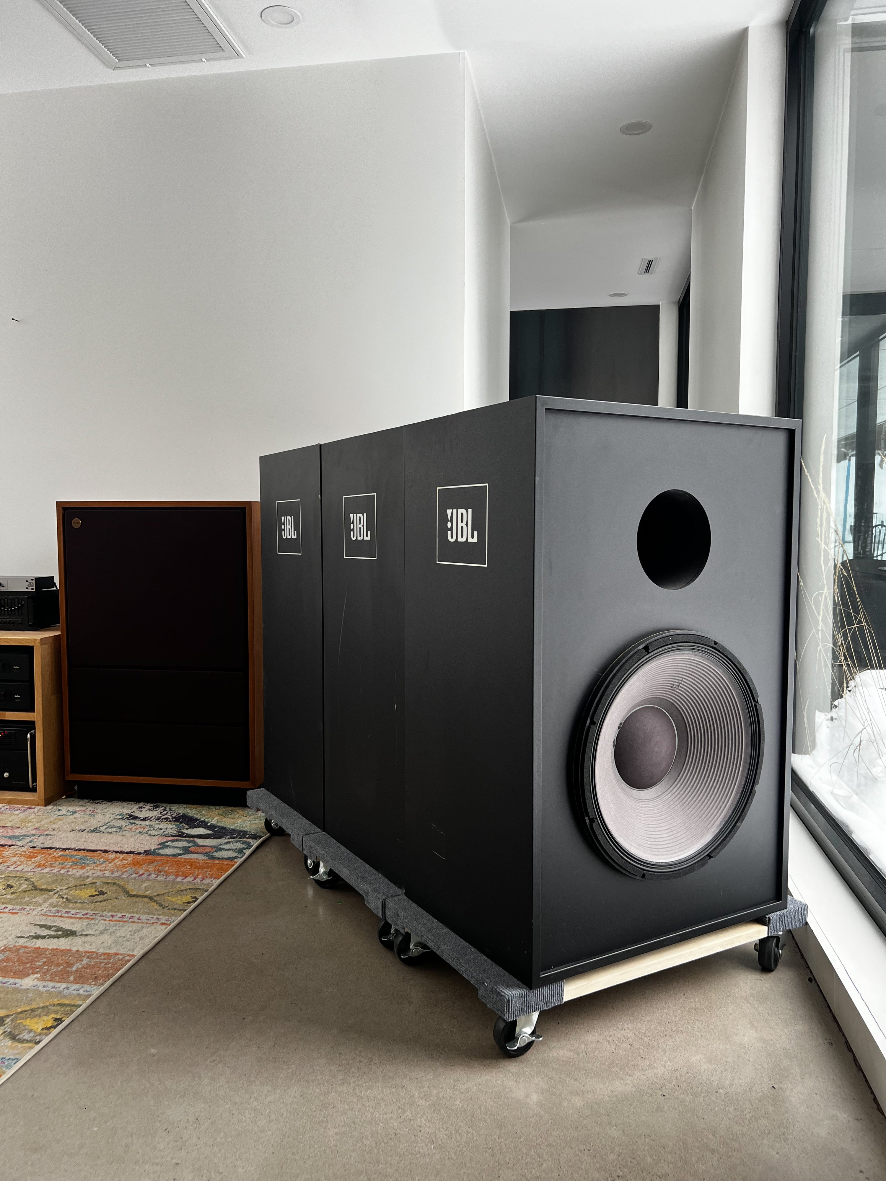 JBL 4641 (woofer 2241) _Caisson de basses 18’’ professionnel