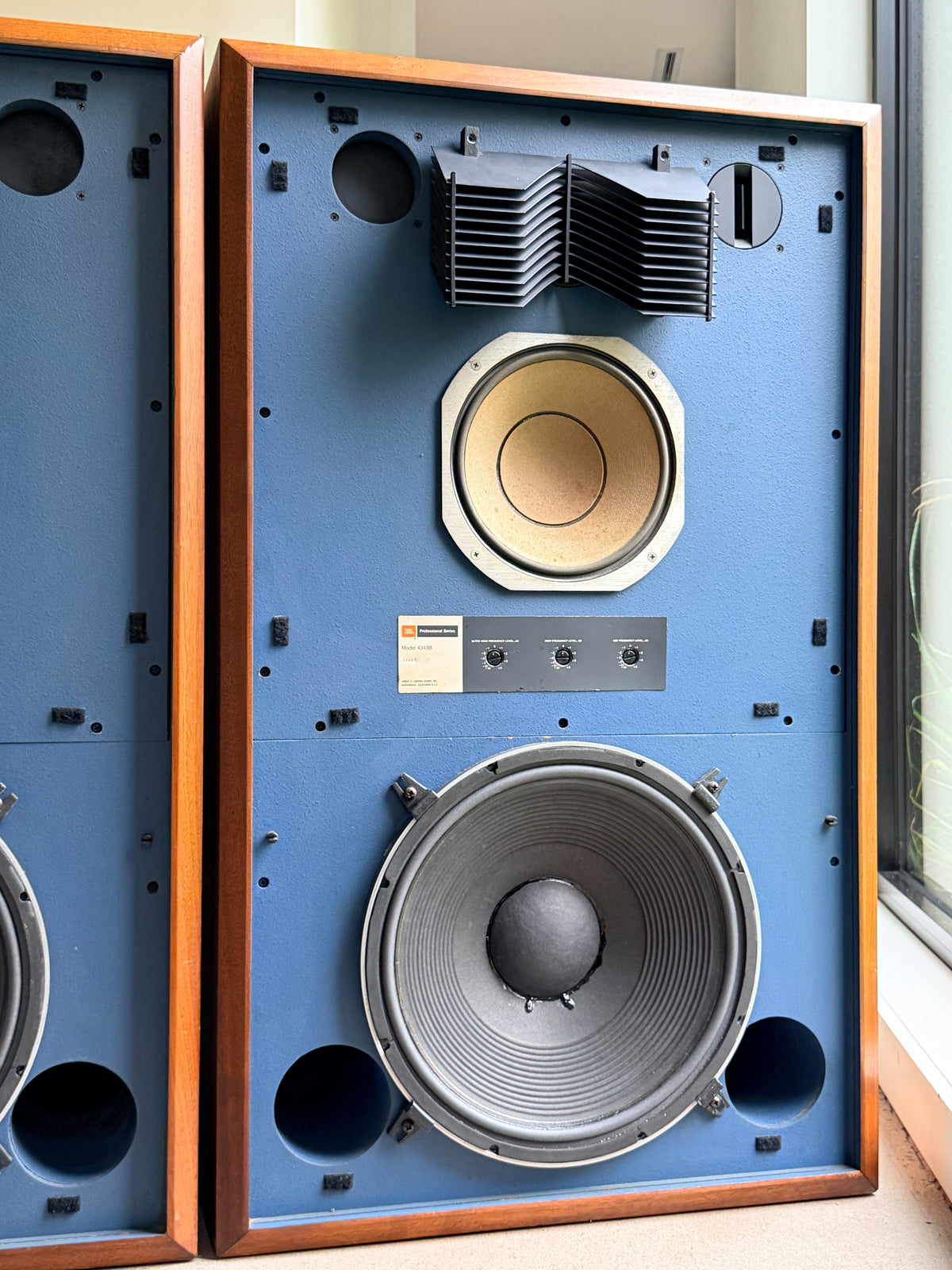 JBL 4343B _Studio Monitors