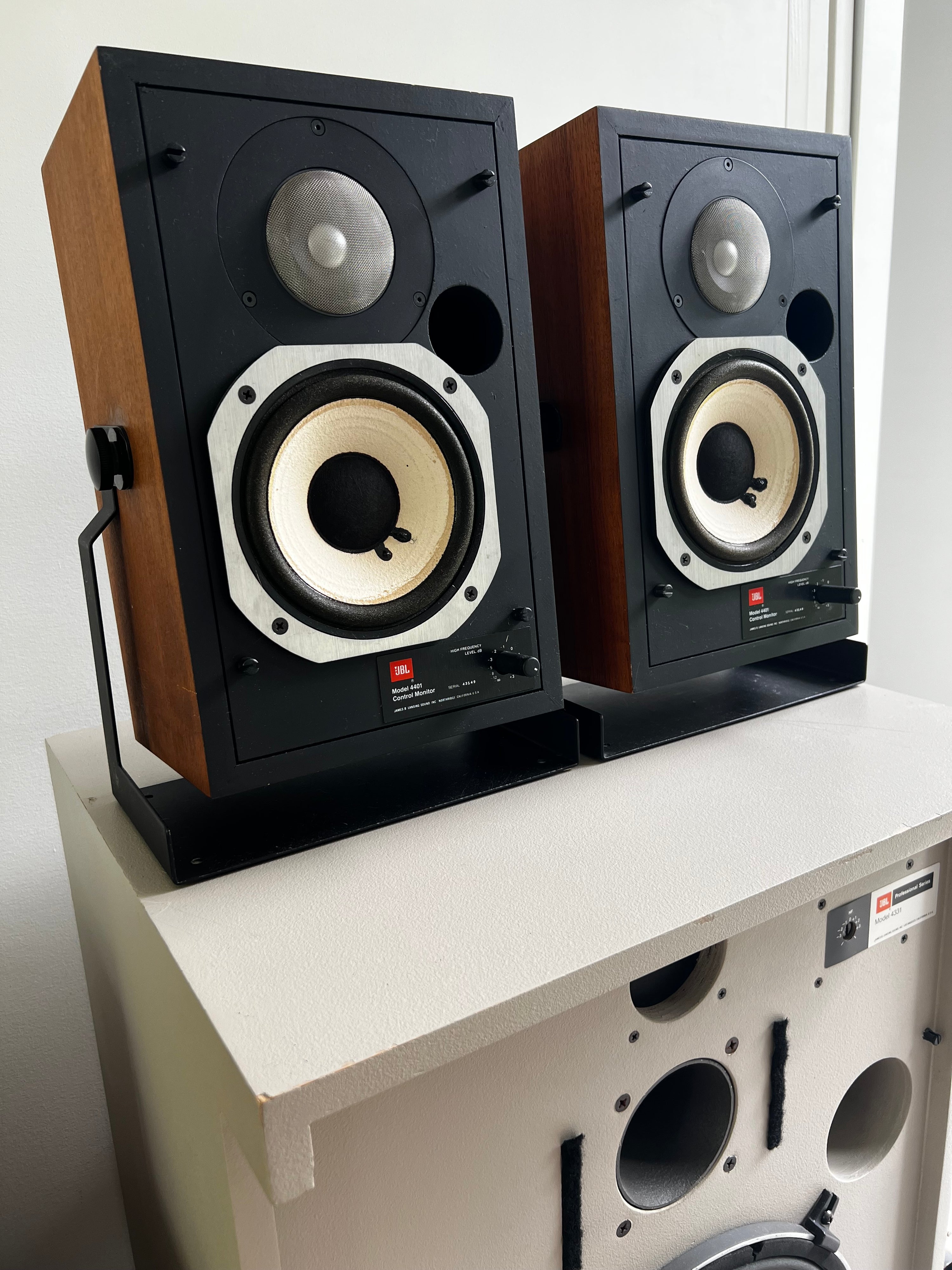 JBL 4401 _Haut-Parleurs d’étagère