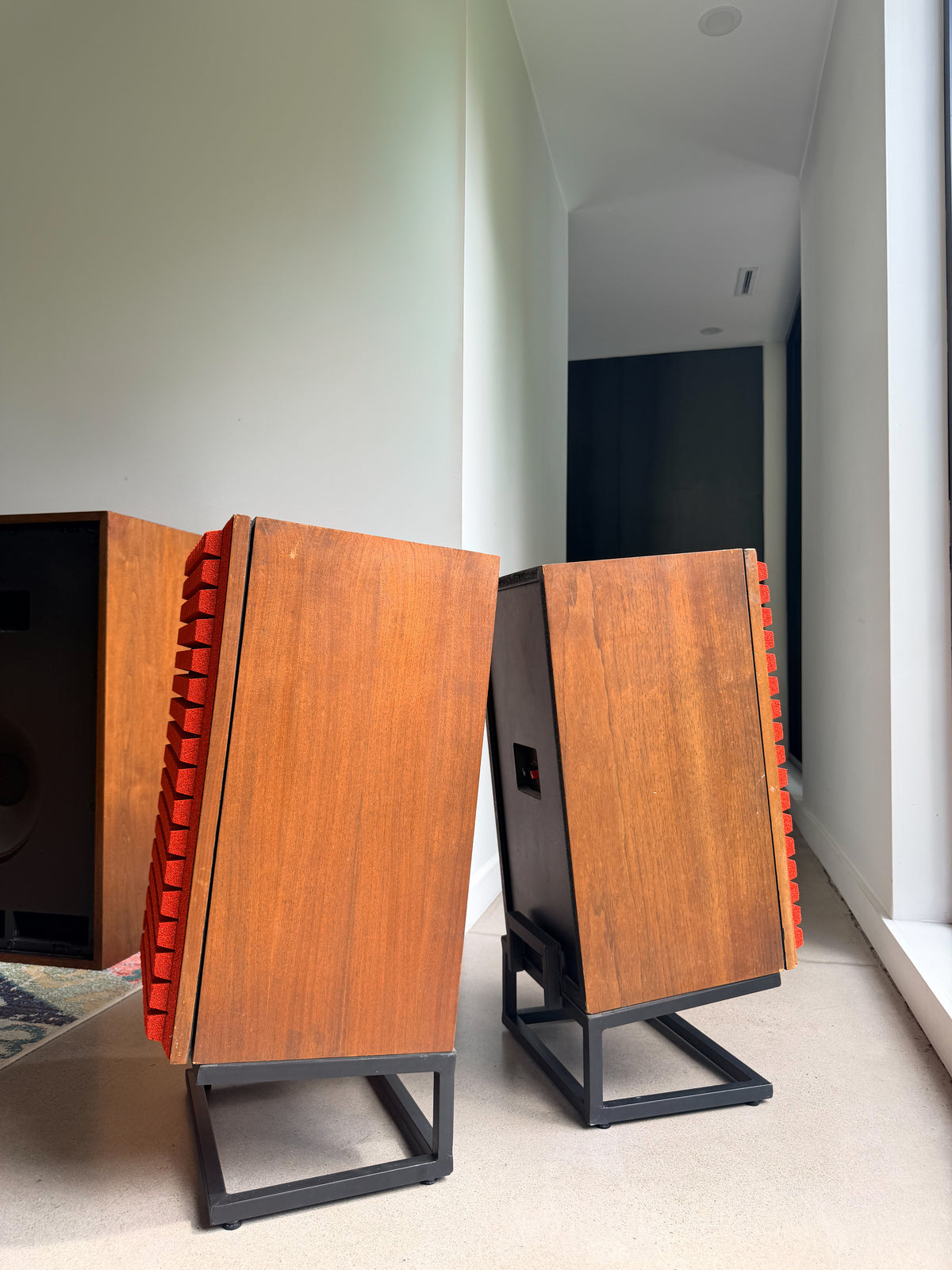 JBL L100 _Floorstanding speakers
