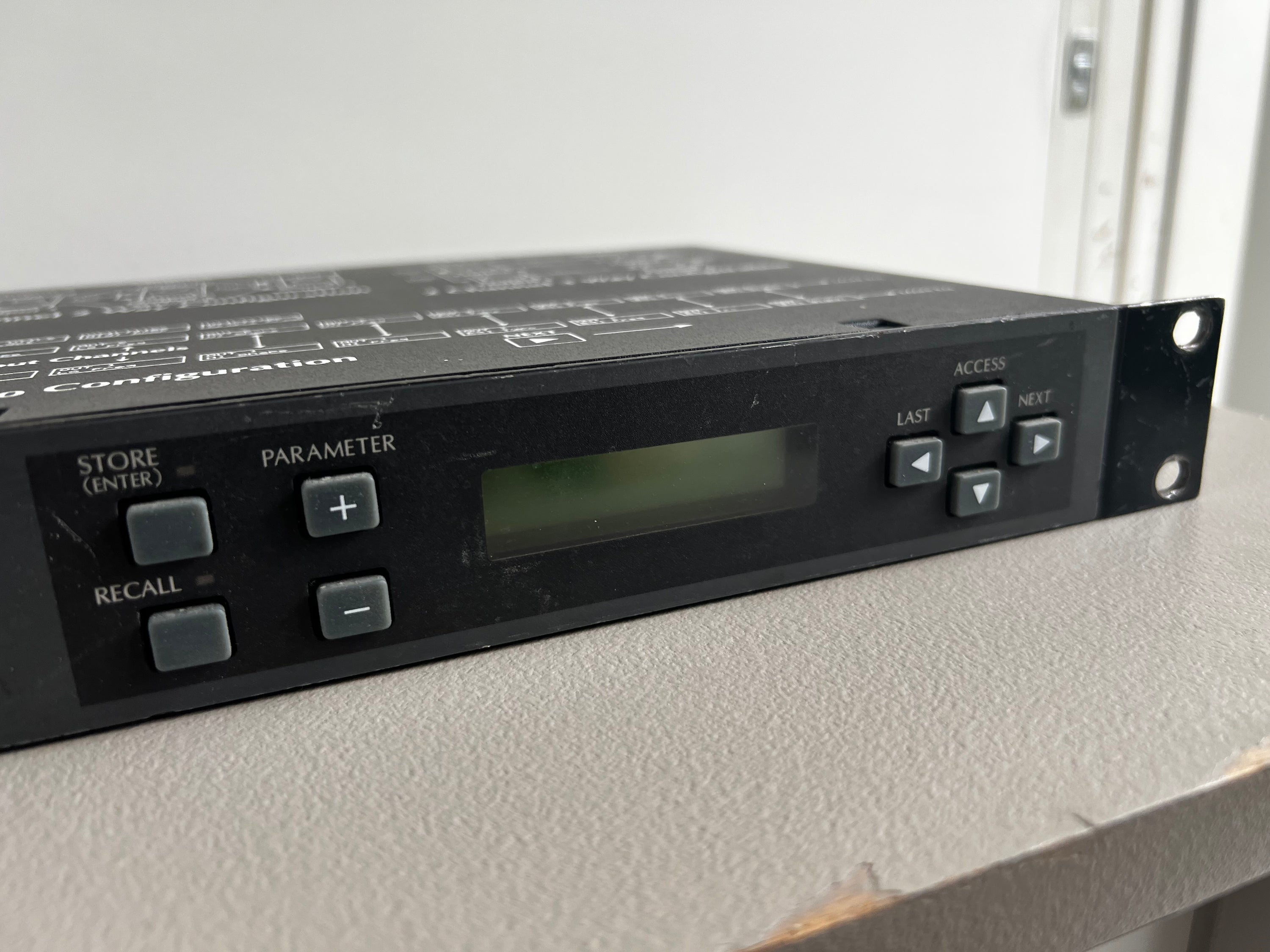 JBL DSC-260 _Processeur digital