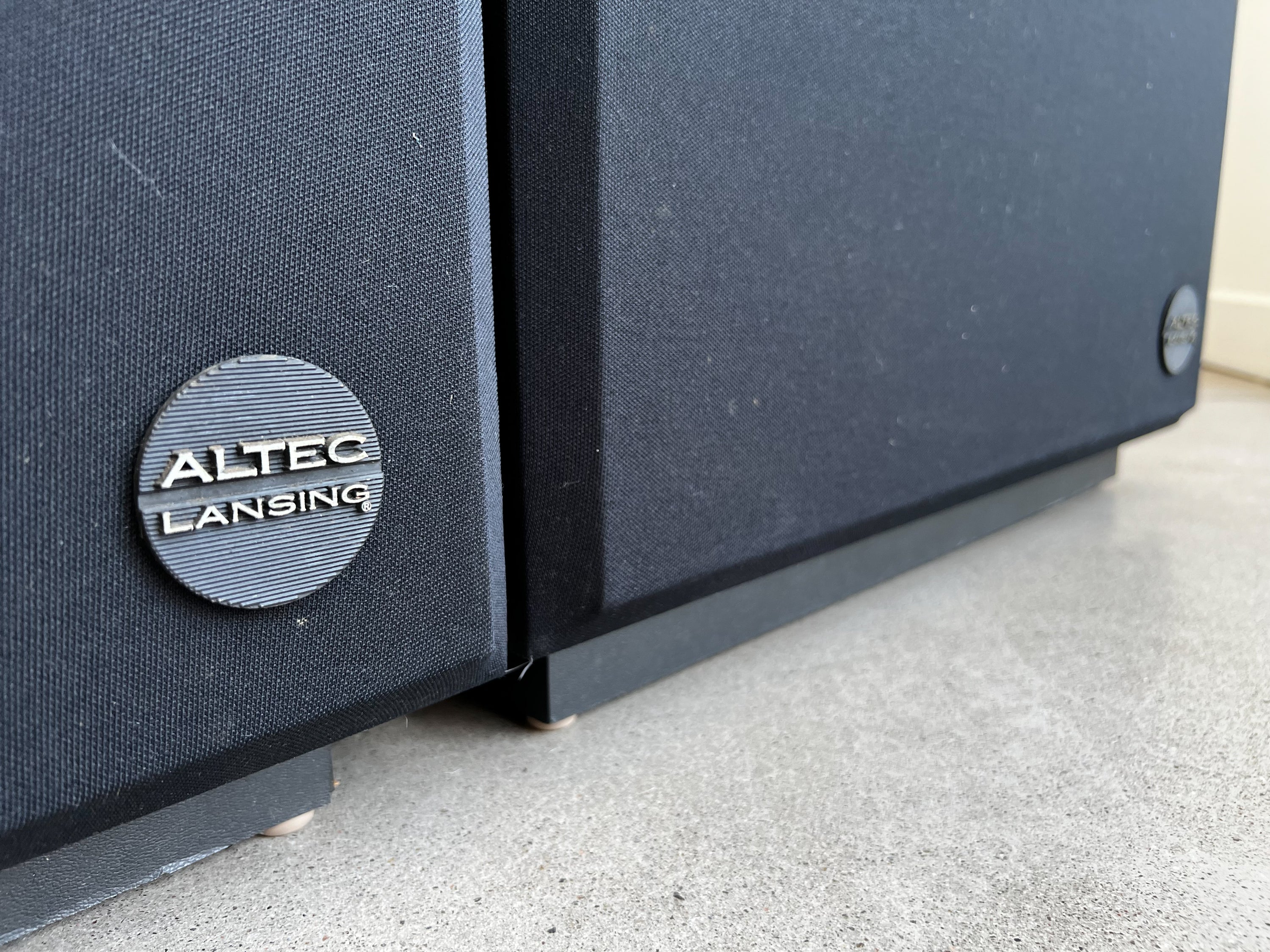 ALTEC Model Fifteen _Floorstanding Speakers