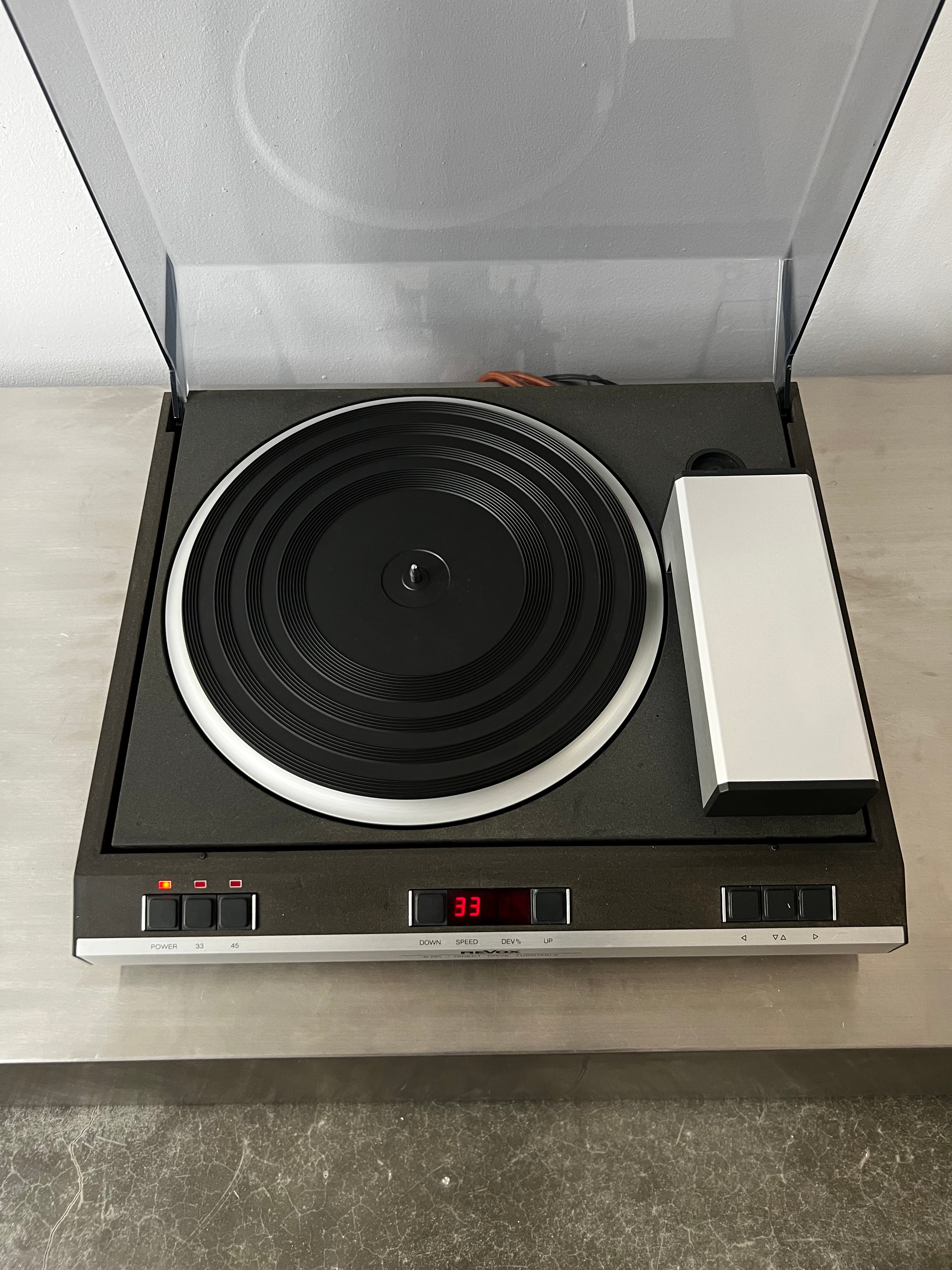 Revox B791 _Table tournante à entraînement direct