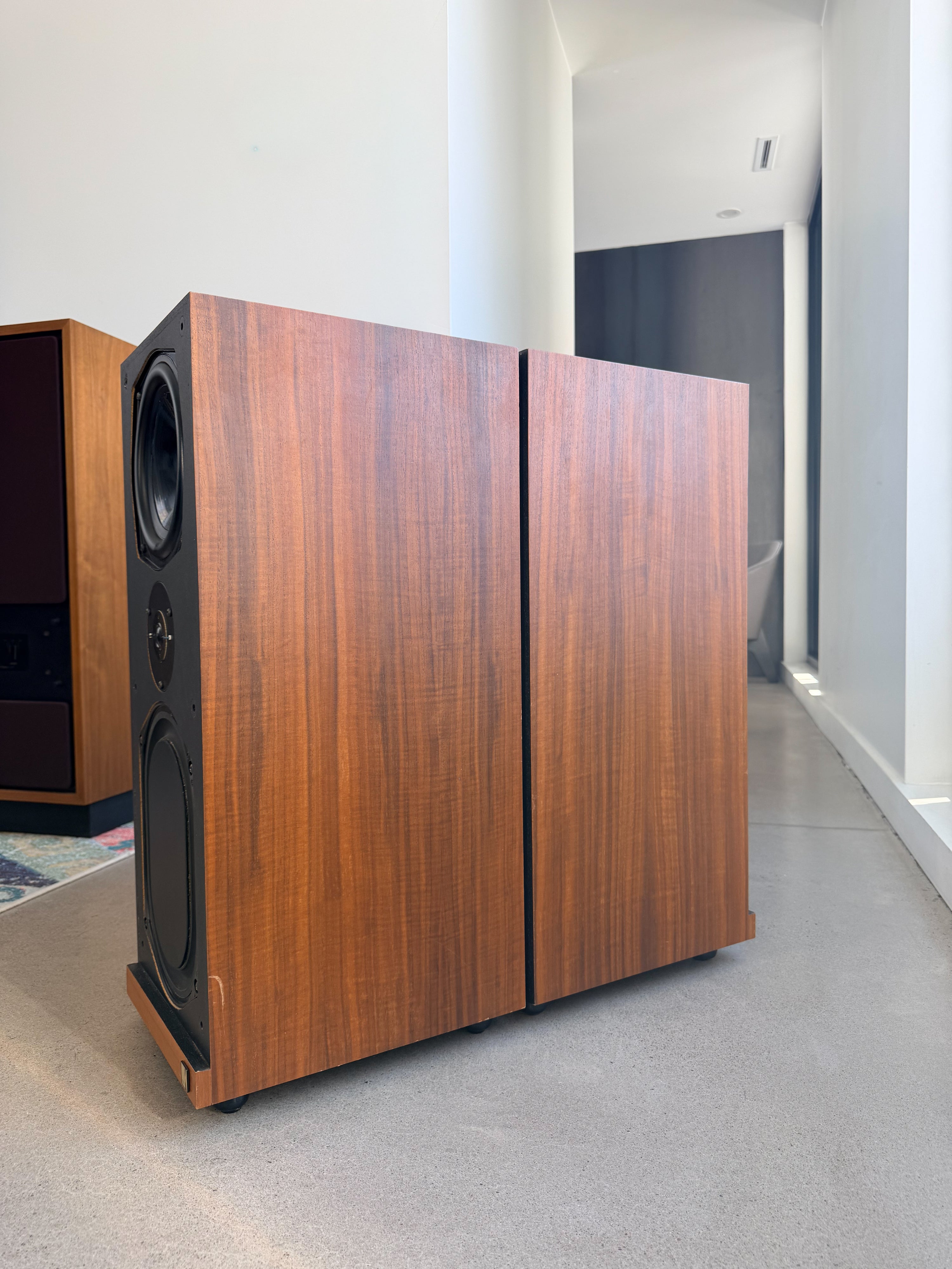 KEF Calinda _Haut-parleurs de plancher