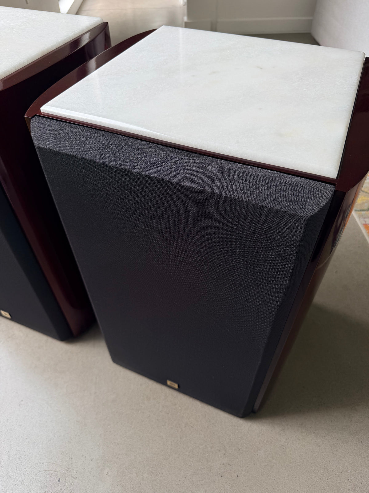 JBL S143 _Floorstanding speakers
