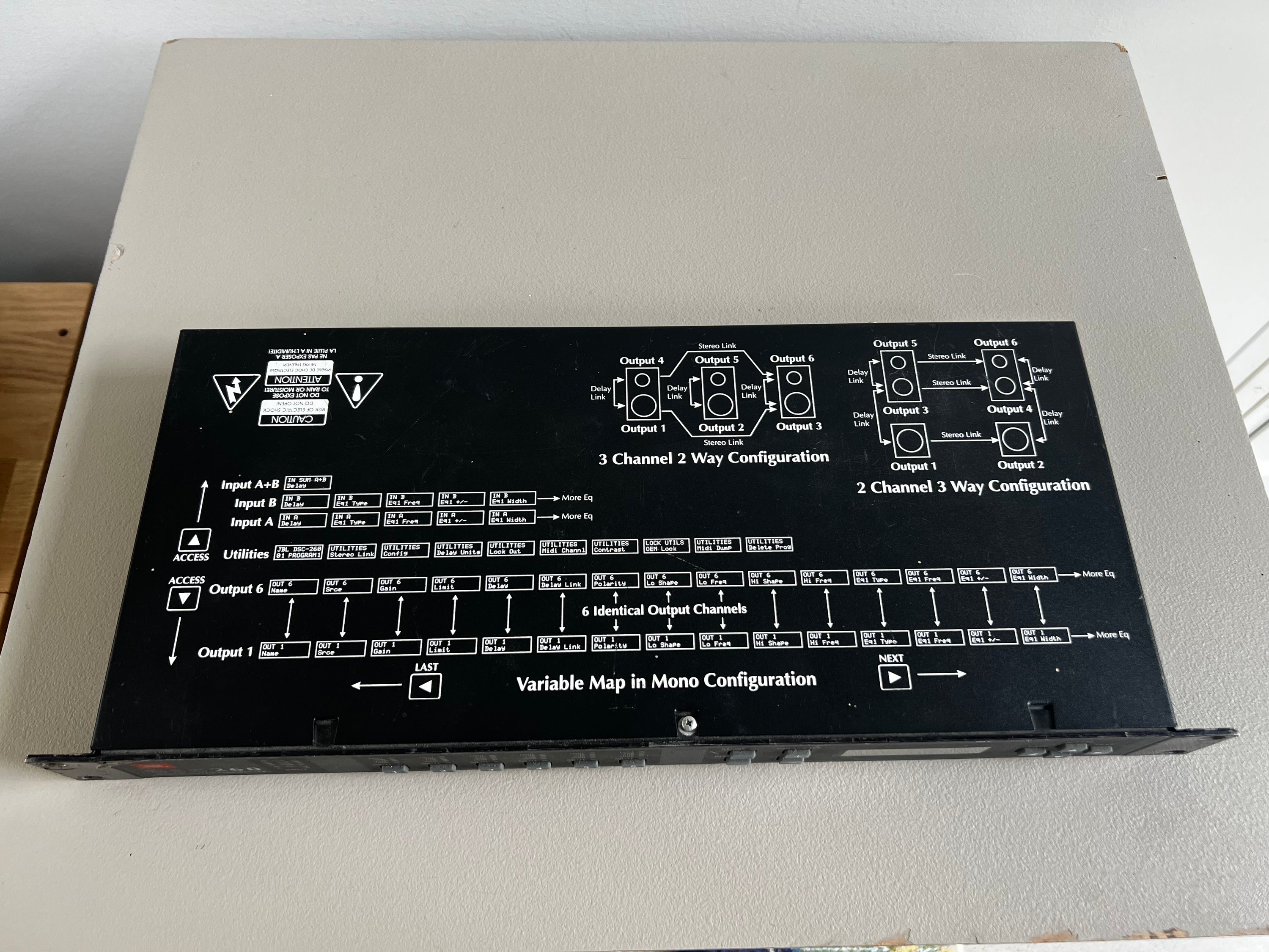 JBL DSC-260 _Processeur digital