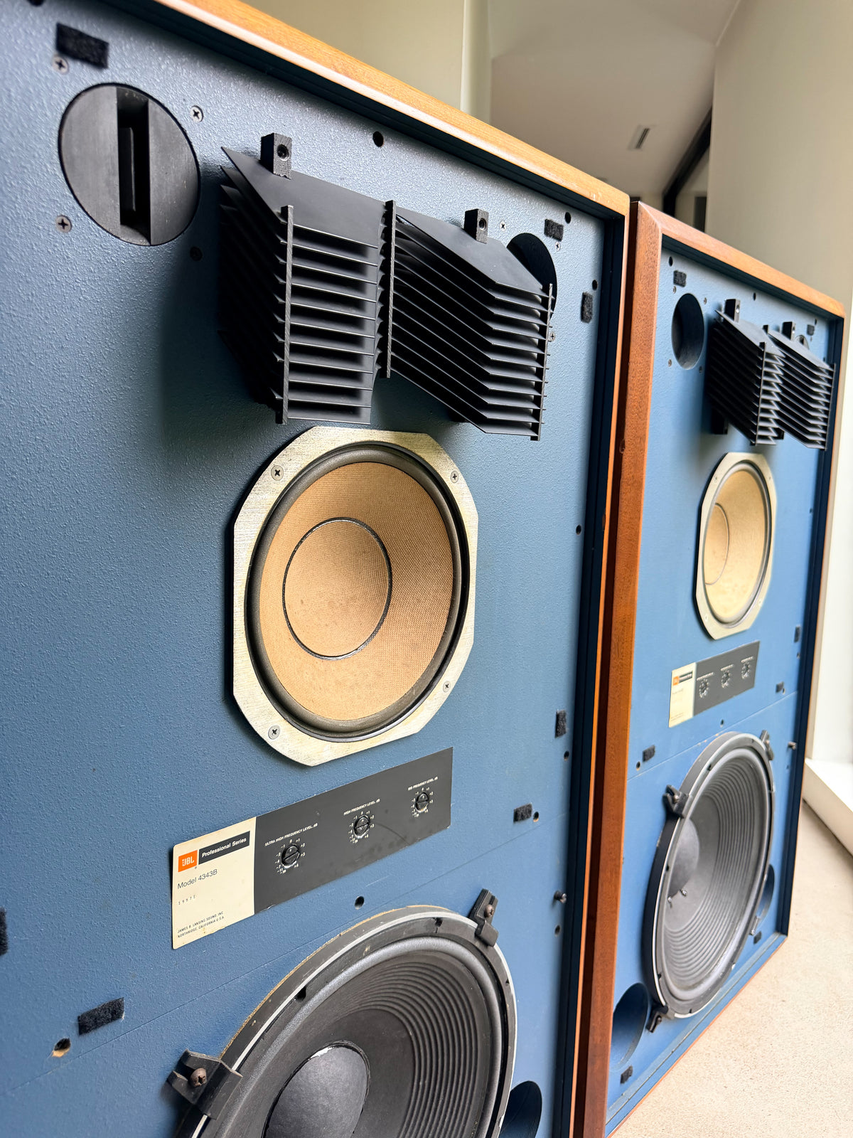 JBL 4343B _Studio Monitors
